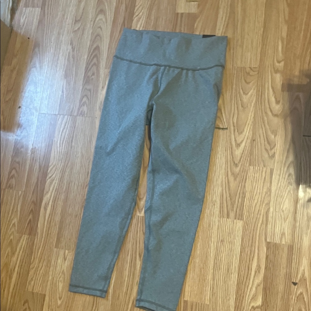 Adidas Heather Gray Active LeggingsWomen’s Large gray pants